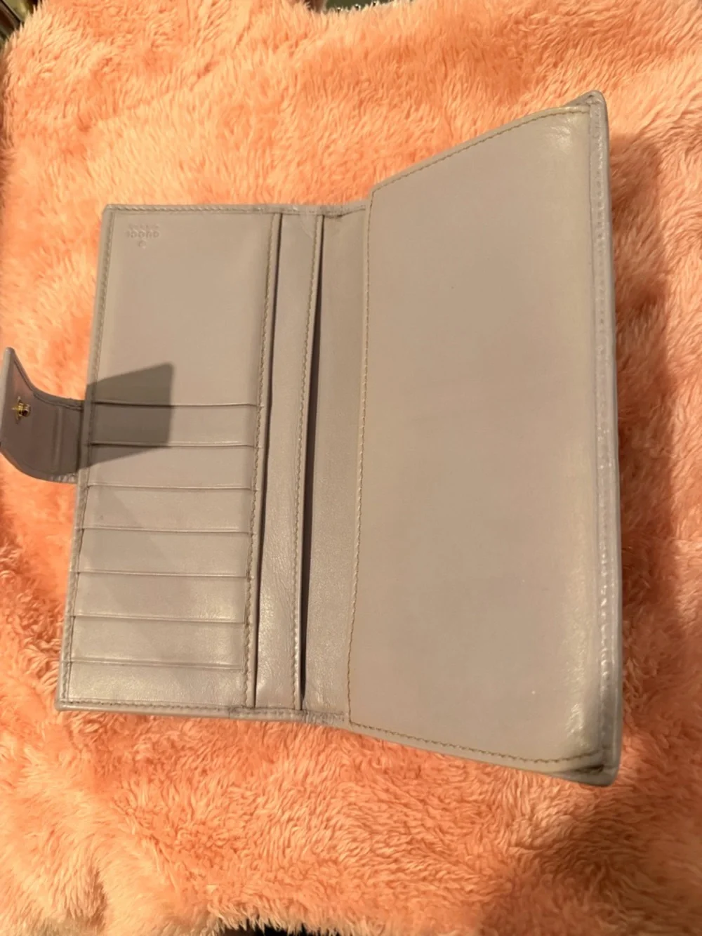 Authentic Gucci Light Purple Guccissima Embossed Leather Wallet - Picture 8 of 9